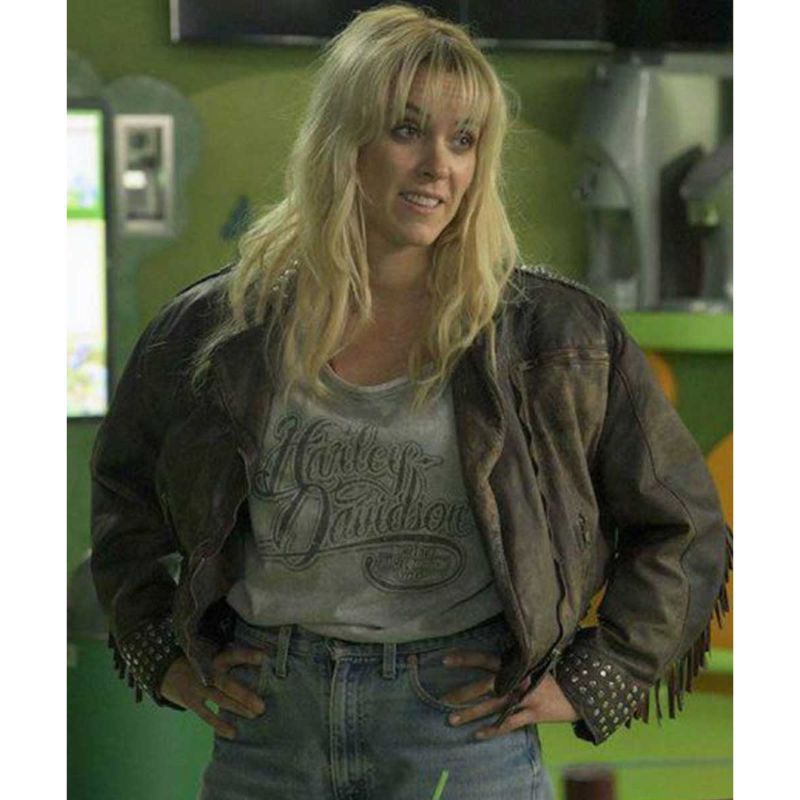 Vis-a-Vis-El-Oasis-Macarena-Ferreiro-Leather-Jacket (1)